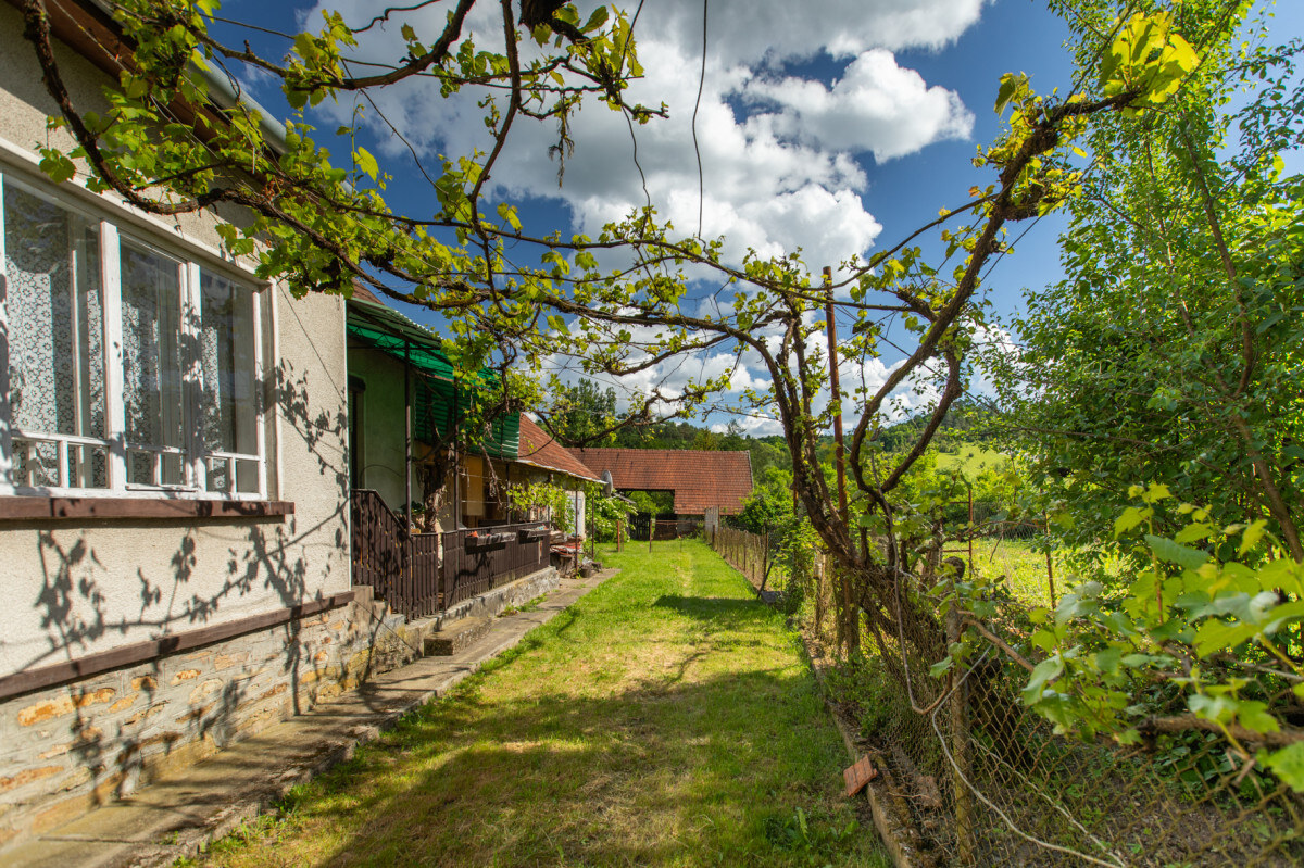 NA PREDAJ _Vidiecky dom_Národný park Aggtelek _ Színpetri — foto 4