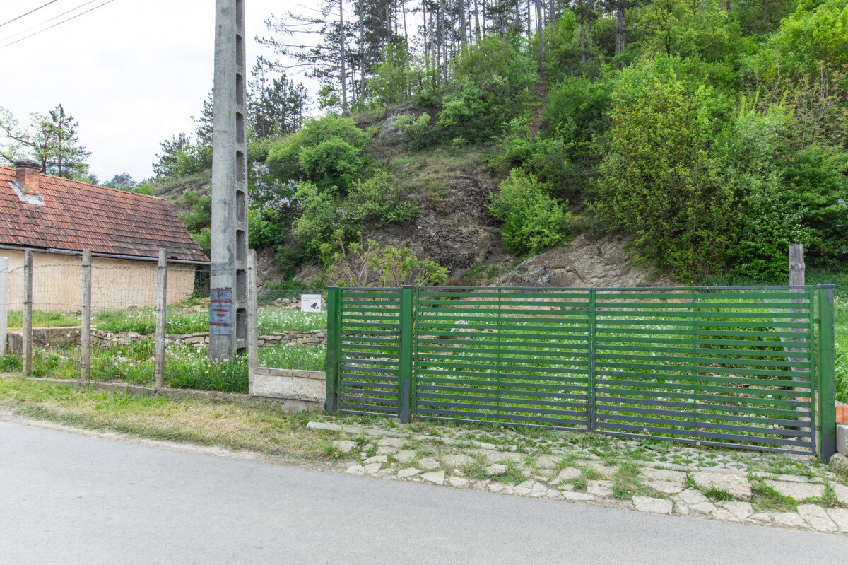 NA PREDAJ _stavebný pozemok_Národný park_ Színpetri — foto 4