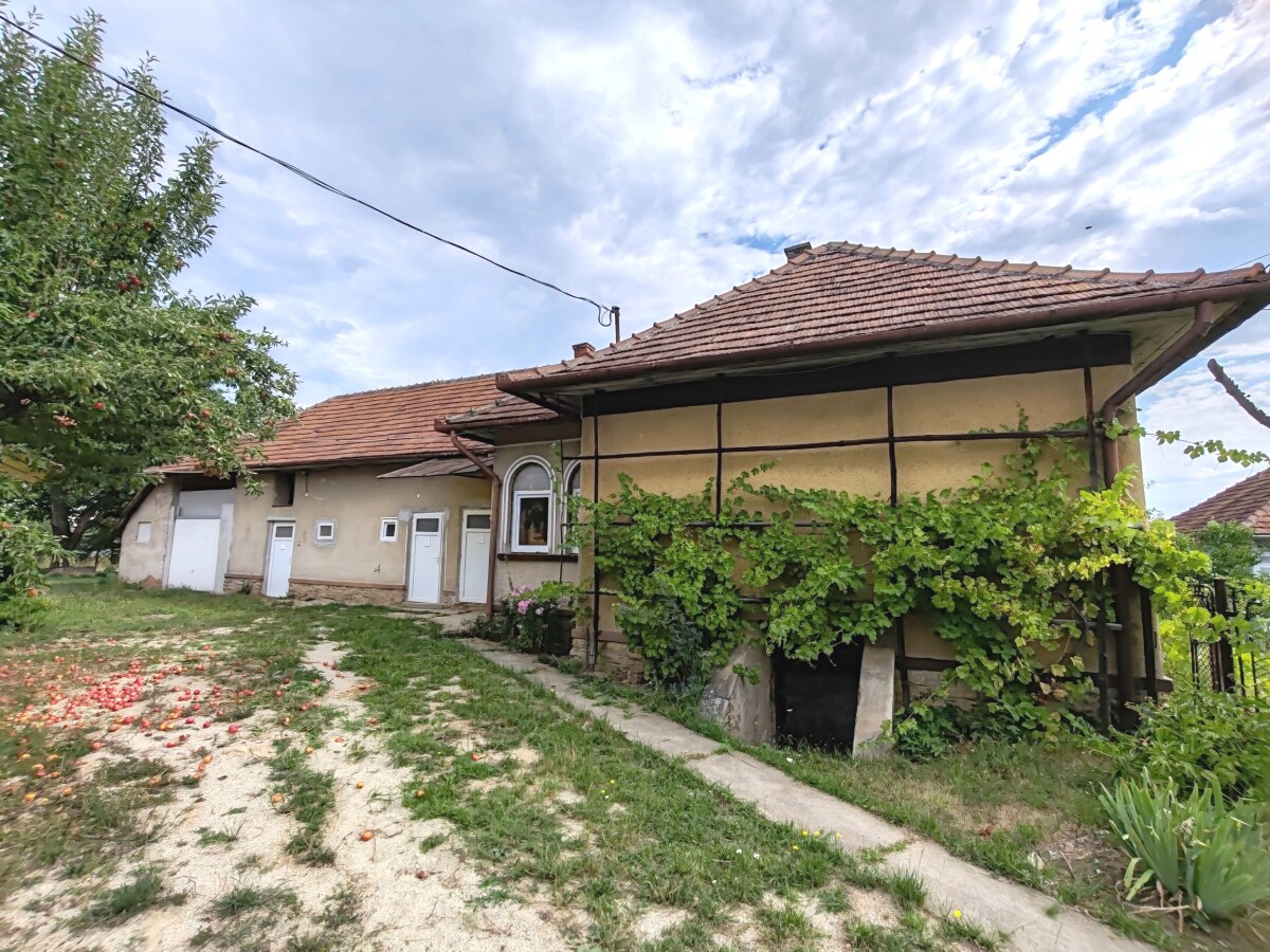 MAĎARSKO_ 2 izb. _ RD _ pozemok 900 m² _ obec Bódvaszilas — foto 15