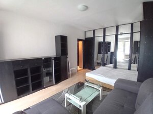 Prenájom krásny 2-izbový byt + loggia v peknom, tichom prostredí, Nové — foto 2