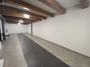 Prenájom priestranné obchodné priestory 150m2 + skladový priestor 50m2 — foto 4