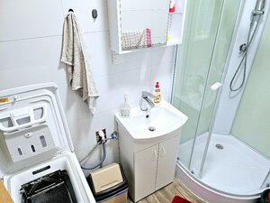 PRENÁJOM 3 IZBOVÝ BYT / CENTRUM / LOGGIA / PIVNICA / ZARIADENÝ — foto 6