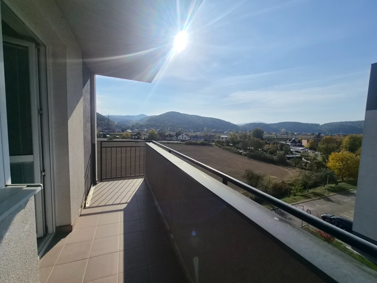 2 izbový byt Trenčín 52m2 + parkovacie miesto