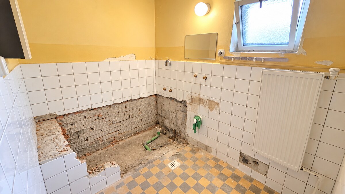 Priestranný rodinný dom na Floreáte v Piešťanoch – pozemok 616 m² — foto 8