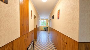 Priestranný rodinný dom na Floreáte v Piešťanoch – pozemok 616 m² — foto 25