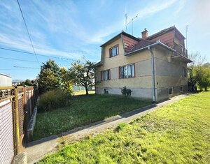 RODINNÝ DOM V LUKRATÍVNEJ LOKALITE BÁNOVCE NAD BEBRAVOU — foto 1