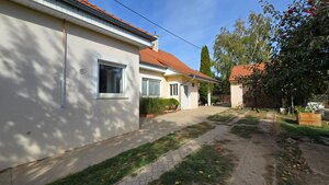 NOVINKA! Rodinný dom s veľkorysým pozemkom 923 m², garážou – Dubovany — foto 6