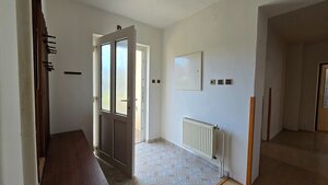 NOVINKA! Rodinný dom s veľkorysým pozemkom 923 m², garážou – Dubovany — foto 8