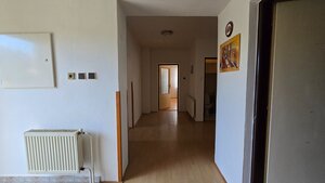 NOVINKA! Rodinný dom s veľkorysým pozemkom 923 m², garážou – Dubovany — foto 9