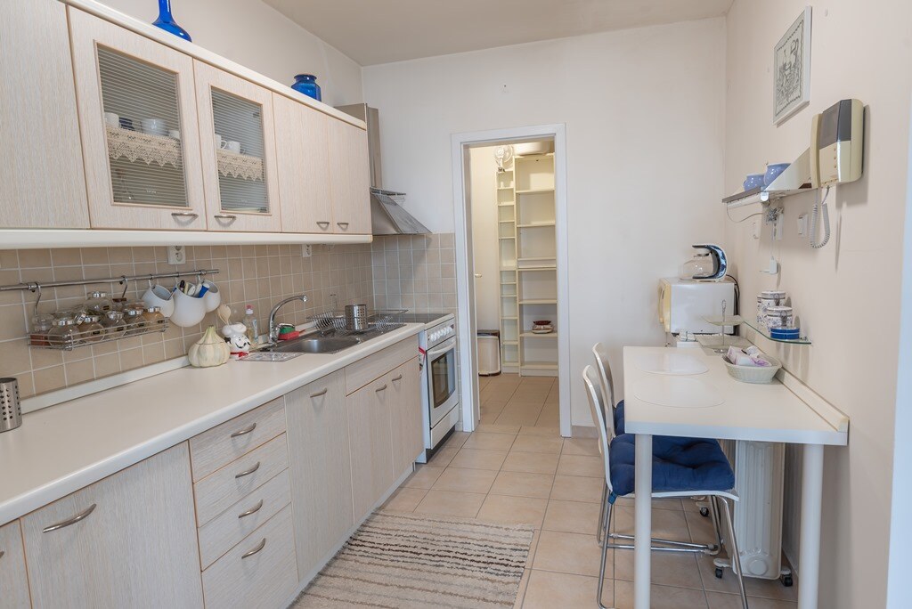 Na prenájom priestranný 3-izbový byt s lodžiou, 101 m², od 10 / 2026 — foto 9