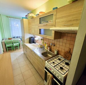 4 izbový byt Bánovce nad Bebravou /CENTRUM - STRED / 80 m2/ PIVNICA — foto 1