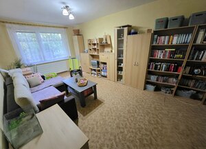 4 izbový byt Bánovce nad Bebravou /CENTRUM - STRED / 80 m2/ PIVNICA — foto 5