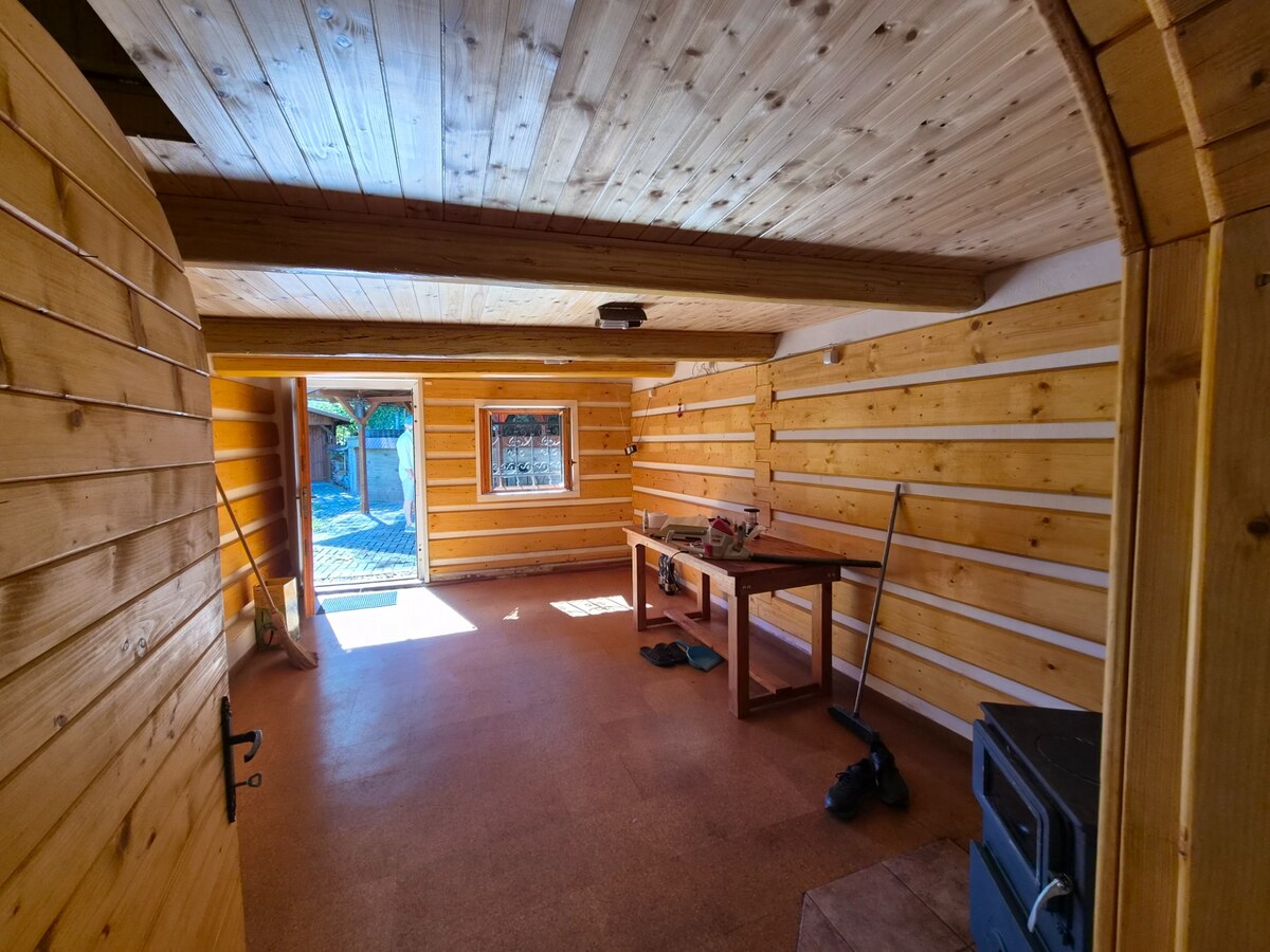 Víkendová chalupa Mikušovce, pozemok 281m2 — foto 11