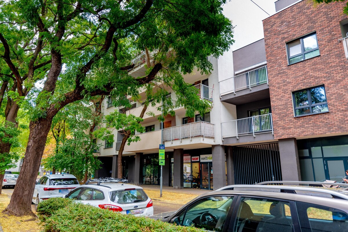 Obchodný priestor na prenájom, 90 m², Šumavská ulica, BA – Ružinov, — foto 2