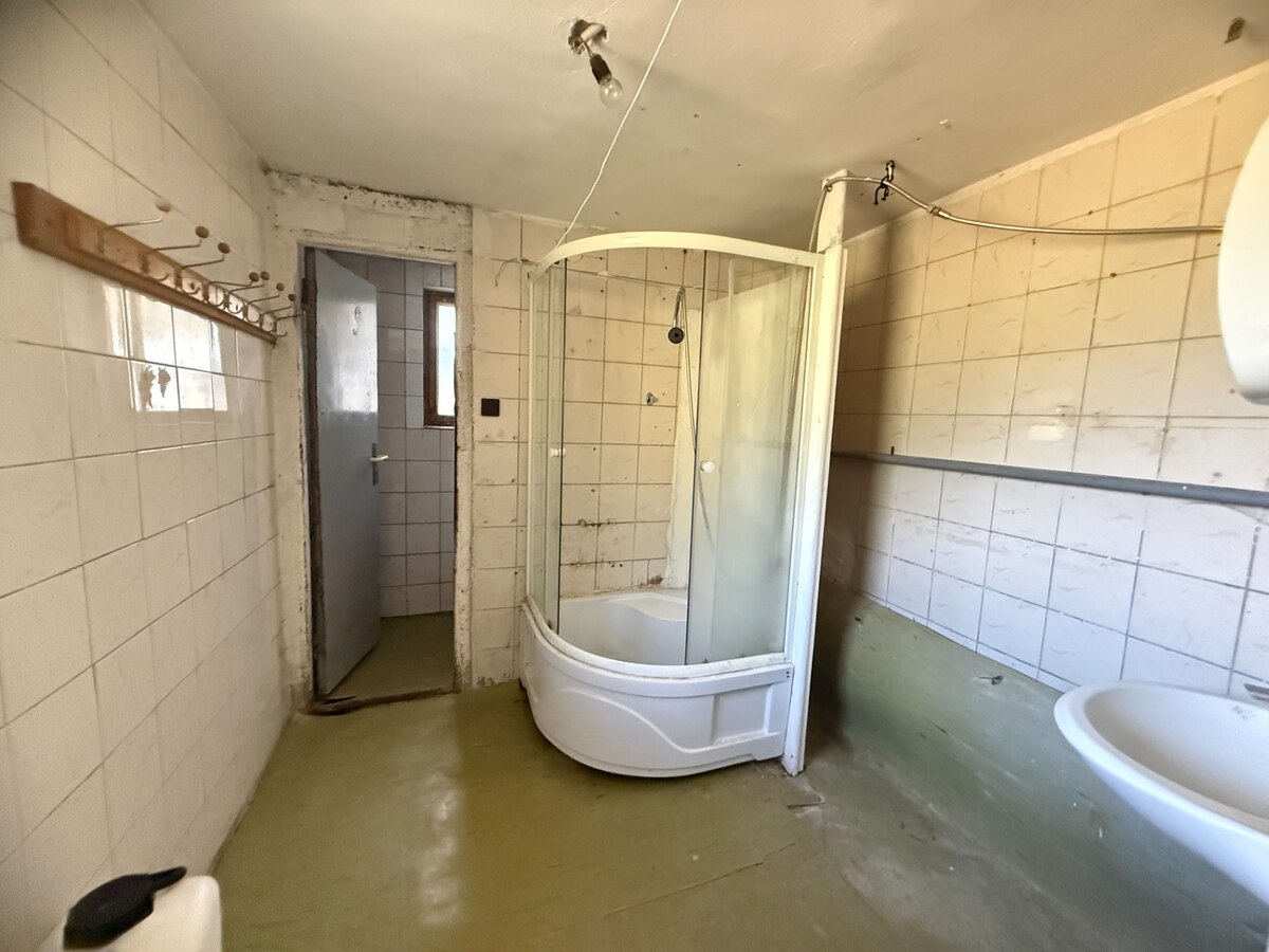 Chalupa Valaská Belá, pozemok 800 m2 — foto 4