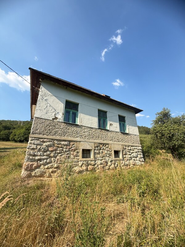 Chalupa Valaská Belá, pozemok 800 m2