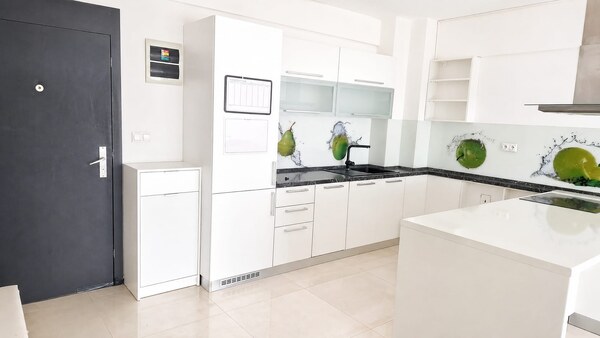 NA PREDAJ | MODERNÝ 2-IZBOVÝ BYT 57 m² | ORION – CENTRUM DUBNICE NAD V