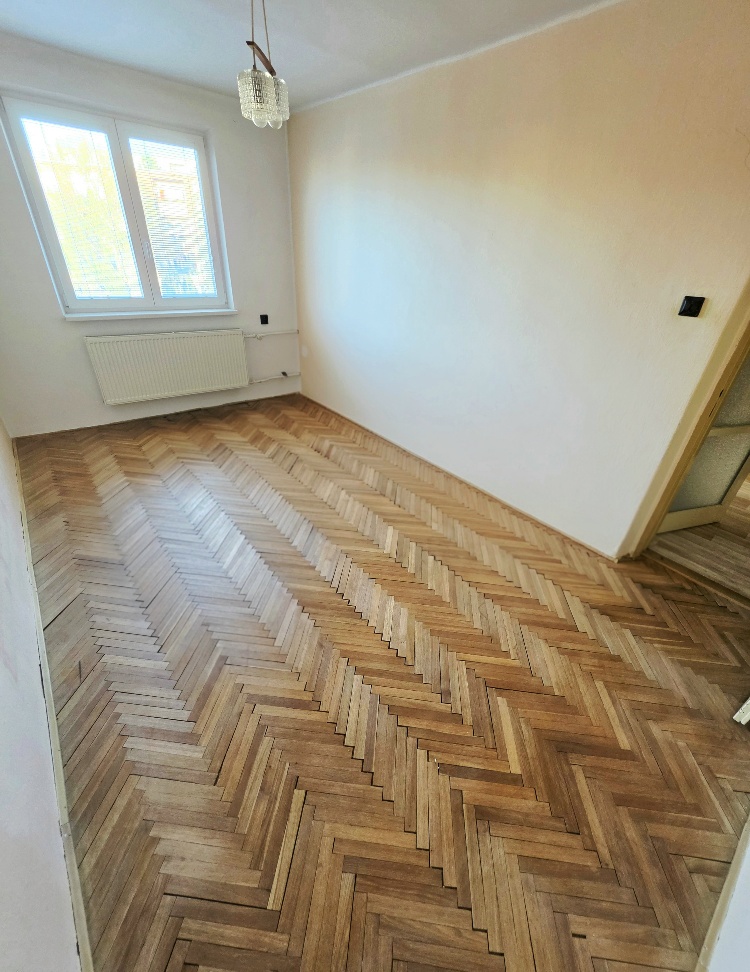 3 izbový byt Bánovce nad Bebravou/ CENTRUM/ 62 m2 LOGGIA/ PIVNICA — foto 6
