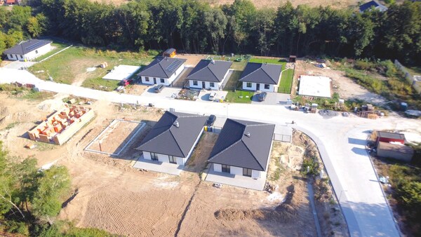 NOVOSTAVBA 119 M2 BUNGALOV 4+1 *TYP 2*, PRAŠNÍK, okr.PN