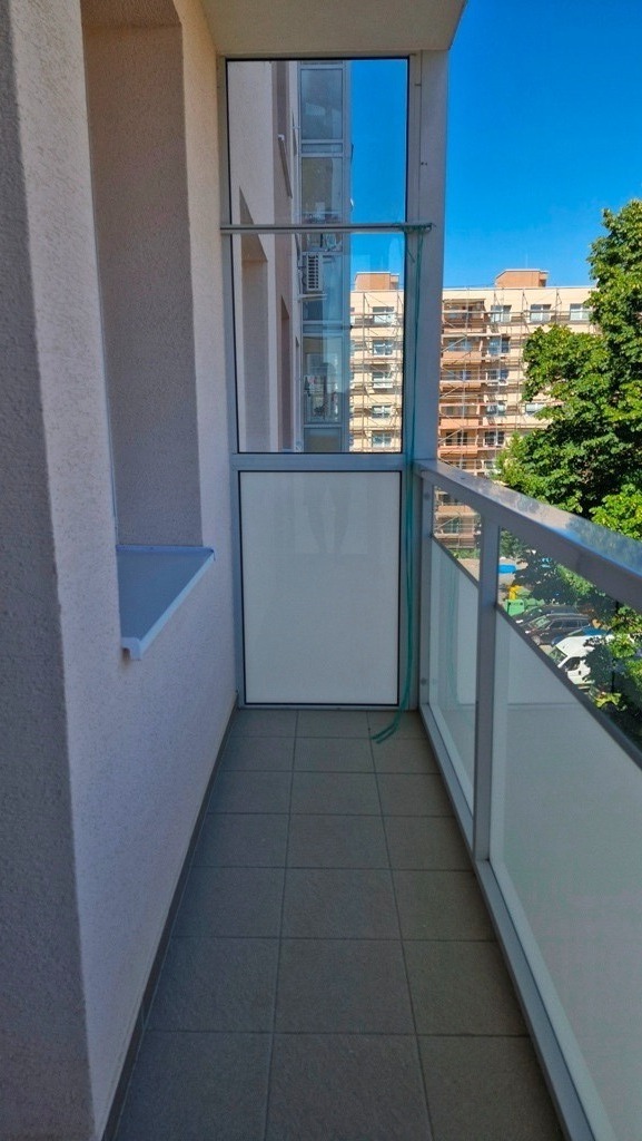 Na predaj 3-izbový byt s balkónom po rozsiahlej rekonštrukcií - NMnV — foto 15