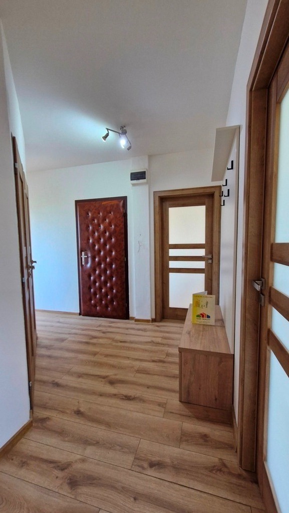 Na predaj 3-izbový byt s balkónom po rozsiahlej rekonštrukcií - NMnV — foto 20