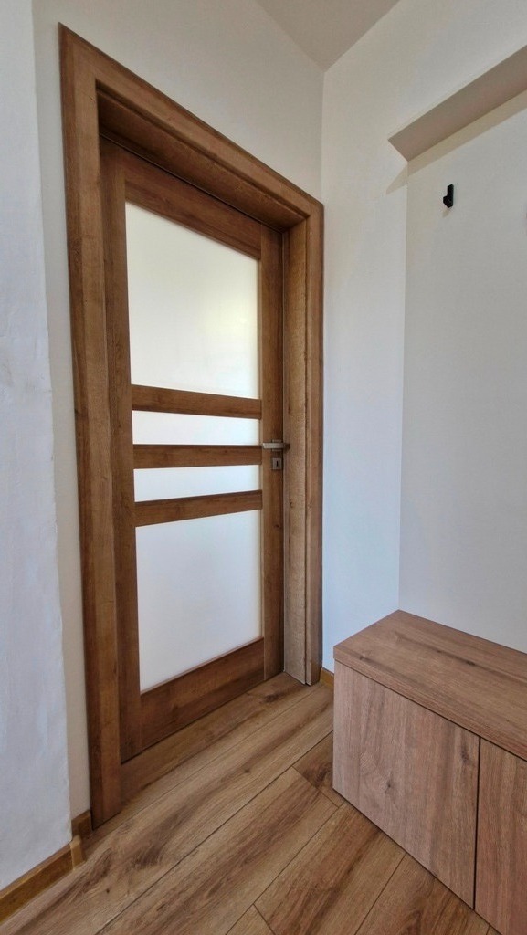 Na predaj 3-izbový byt s balkónom po rozsiahlej rekonštrukcií - NMnV — foto 21
