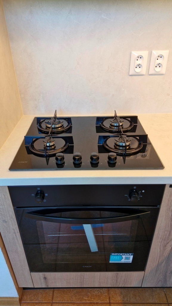 Na predaj 3-izbový byt s balkónom po rozsiahlej rekonštrukcií - NMnV — foto 4