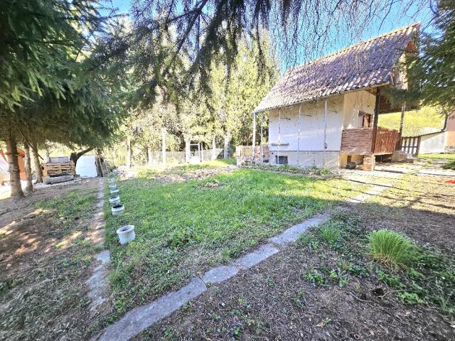 PRENÁJOM záhradná chata s pozemkom-BÁNOVCE NAD BEBRAVOU-284 m2 — foto 5