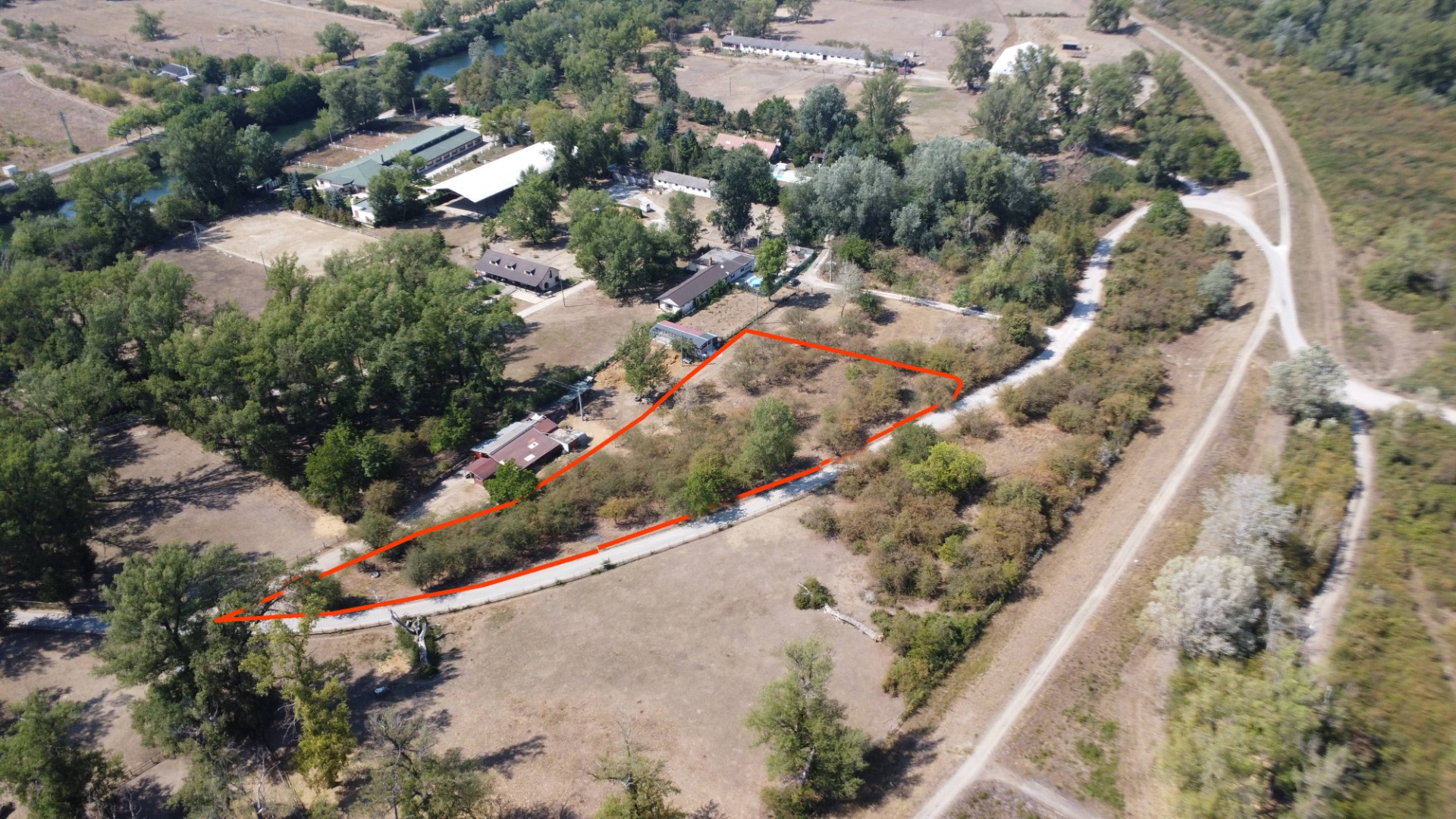 Rekreačný pozemok 4 063 m² v atraktívnom prírodnom prostredí Piešťan — foto 3