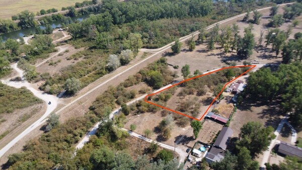 Rekreačný pozemok 4 063 m² v atraktívnom prírodnom prostredí Piešťan