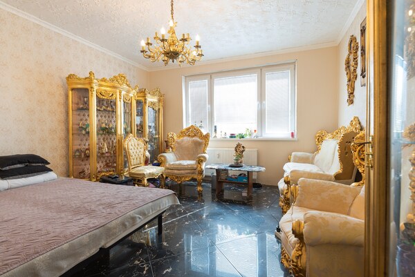Na predaj 1-izbový byt s lodžiou, 38  m², Hraničná ul. Ružinov