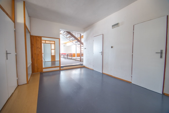 Exkluzívna ponuka Komerčný objekt Pravenec, pozemok 2100 m2 — foto 4
