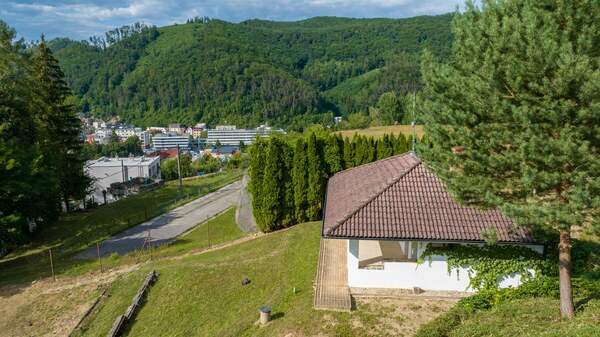 Stavebný pozemok s panoramatickým výhľadom Trenčianske Teplice 2259m2