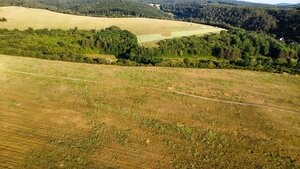 Na predaj investičný pozemok s výmerou 6 672 m² v obci Banka pri Piešť — foto 1