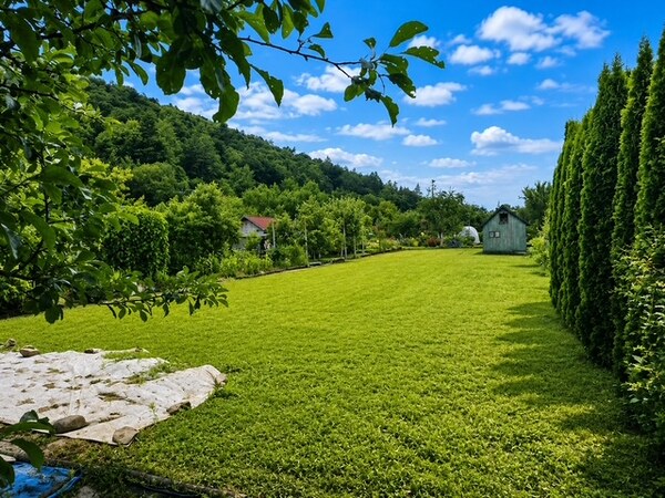 Predám rekreačný stavebný pozemok Dubnica nad Váhom, 470 m2