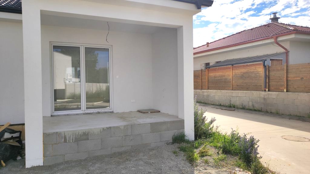 Novostavba rodinného domu-bungalov, Sokolovce — foto 19