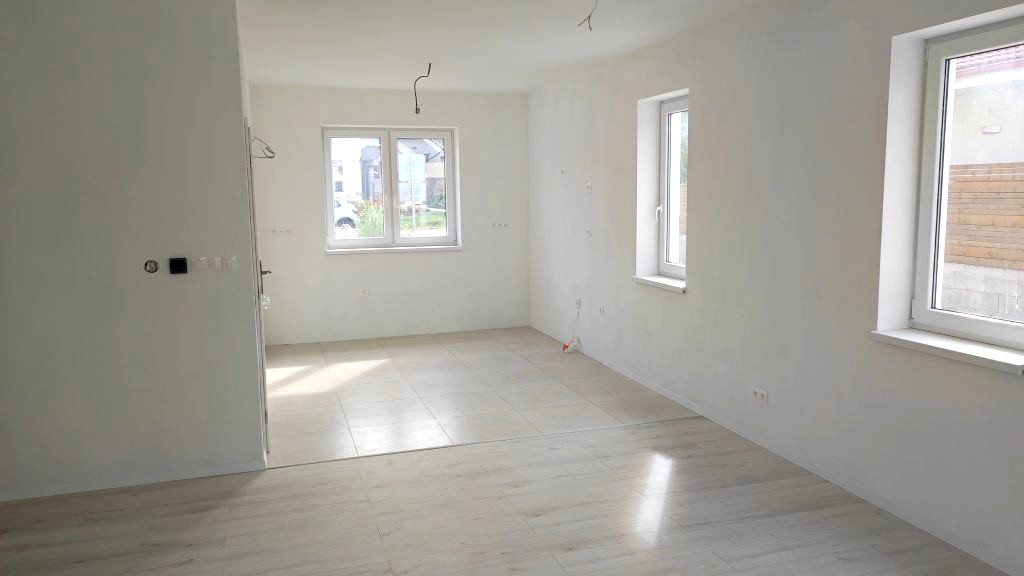 Novostavba rodinného domu-bungalov, Sokolovce — foto 4