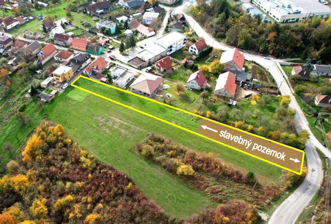STAVEBNÝ POZEMOK 2250 m2 TRENČIANSKE MITICE — foto 2