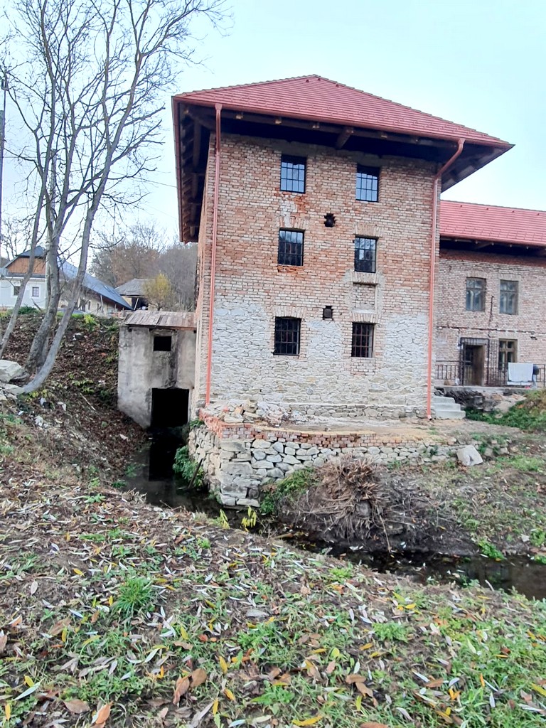 Investičná príležitosť-historický  mlyn v rekonštrukcii, Podkylava — foto 4