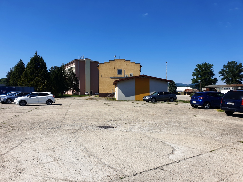 Administratívna budova so sklad. priestormi 1200 m2 - Tr. Bohuslavice — foto 6