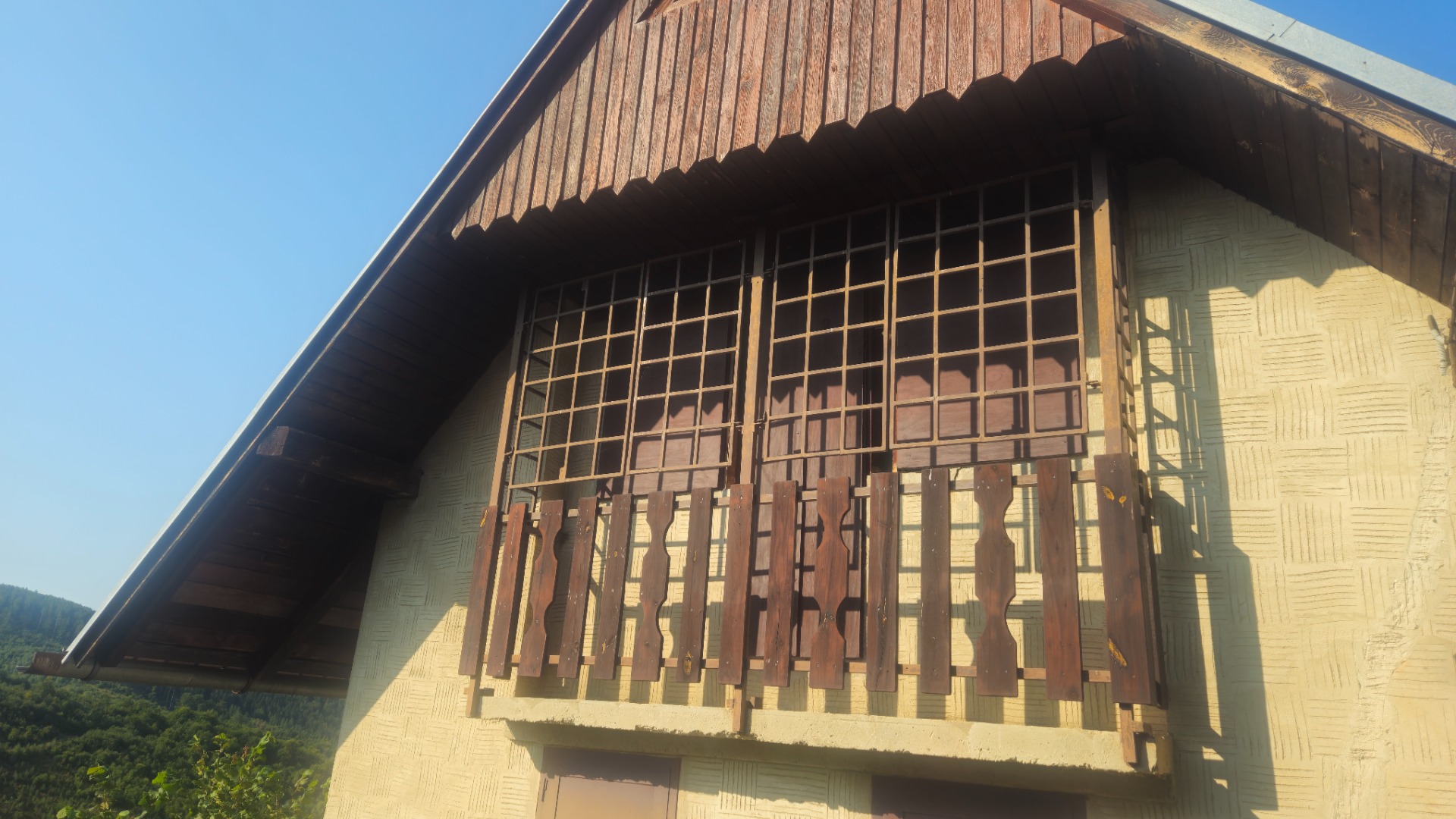 Rekreačná 2 podlažná chata v obci Čavoj pri Valaskej Belej — foto 11