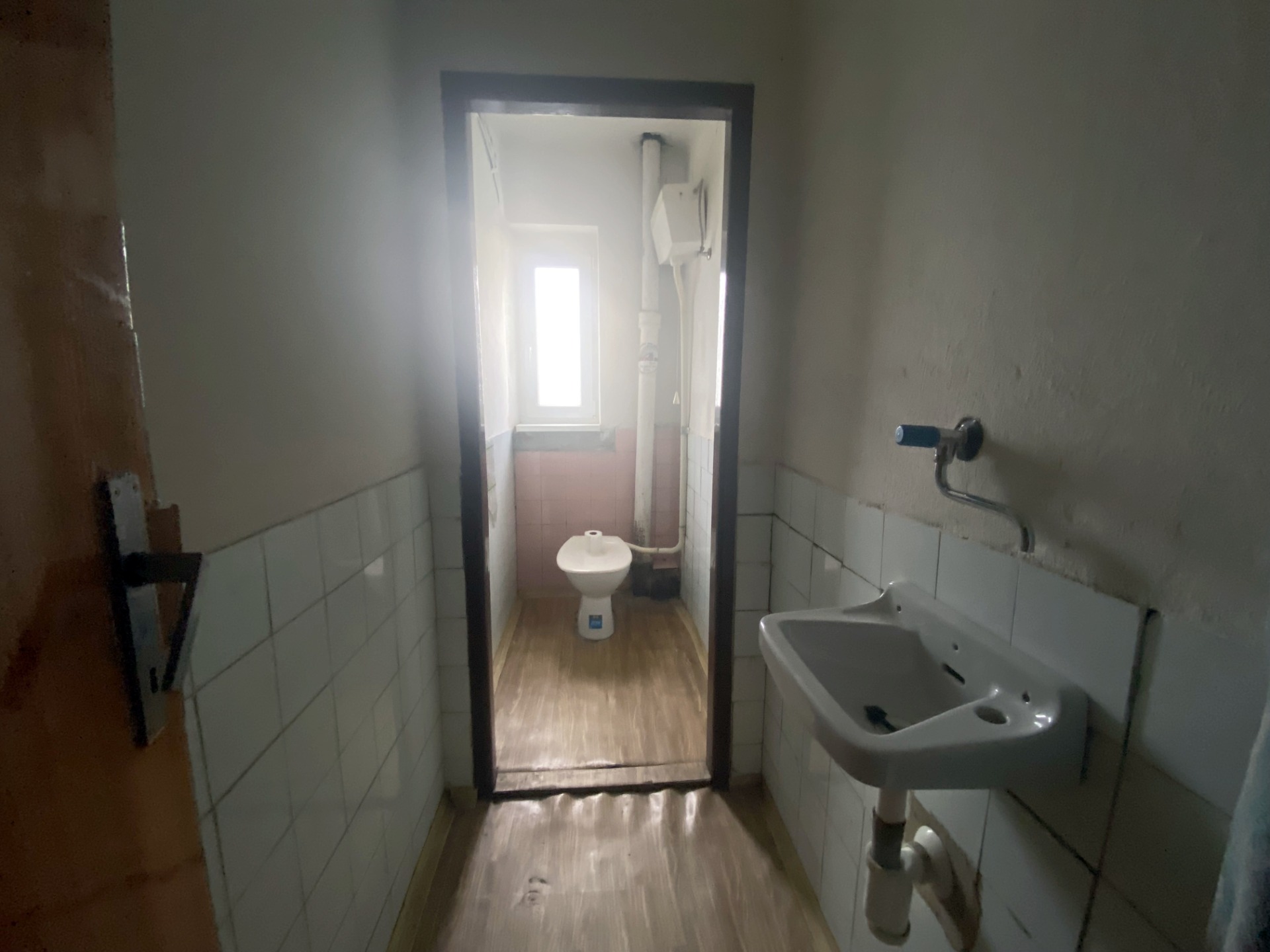 Komerčná budova - Ilava - centrum mesta — foto 9