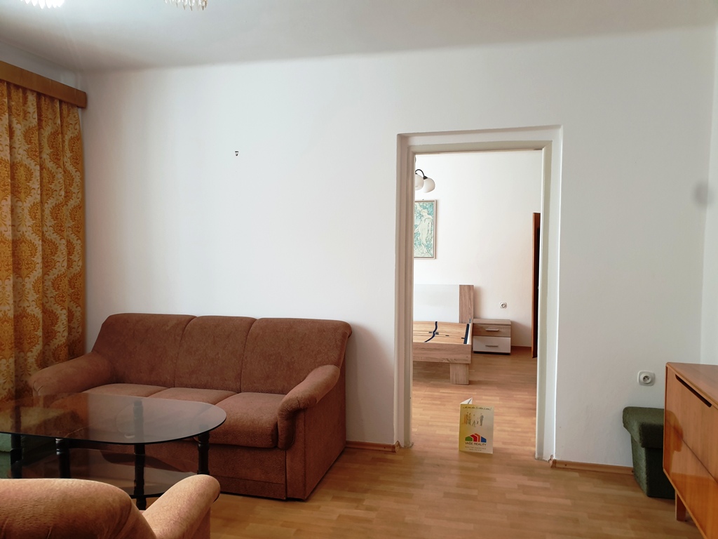 2-podlažný rodinný dom 320 m2 s pozemkom 1518 m2 - Bzince p. Javorinou — foto 11
