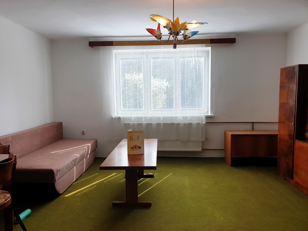2-podlažný rodinný dom 320 m2 s pozemkom 1518 m2 - Bzince p. Javorinou — foto 28