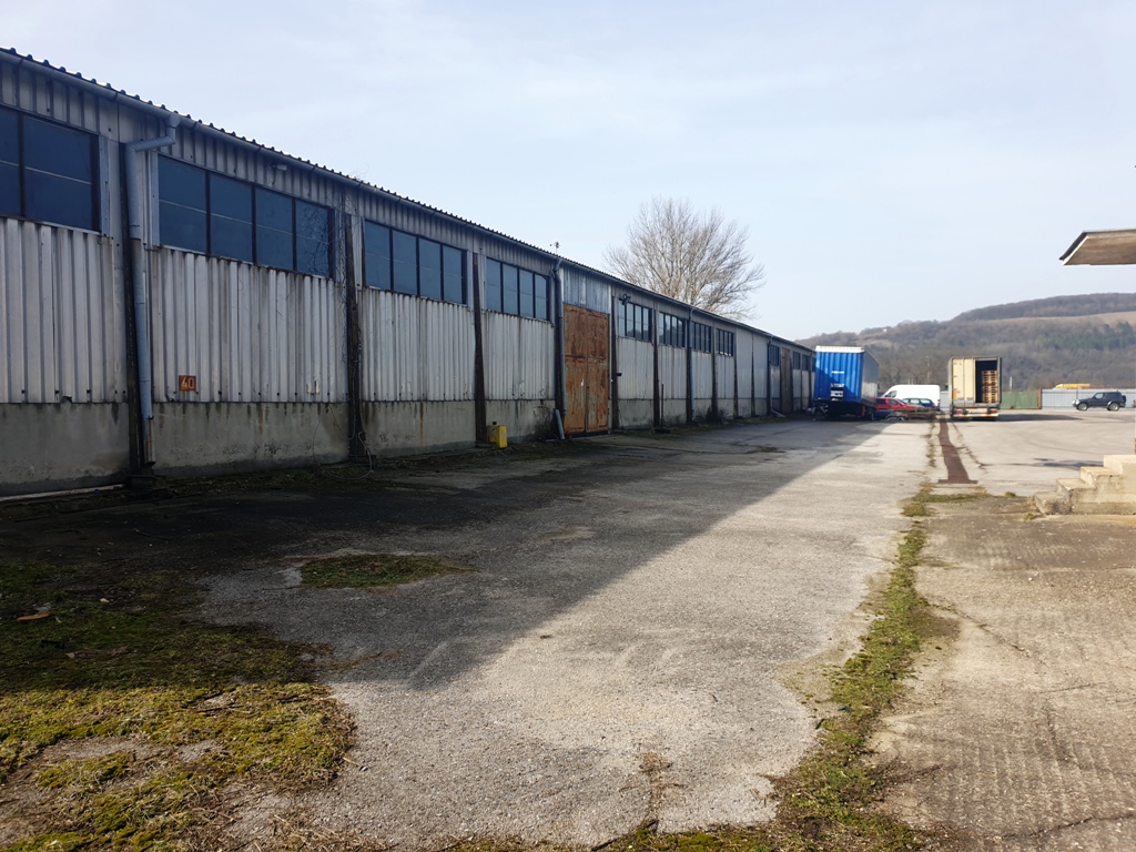 Na predaj areál 8700 m2 s halami 1510 m2 - Trenčianske Bohuslavice — foto 11