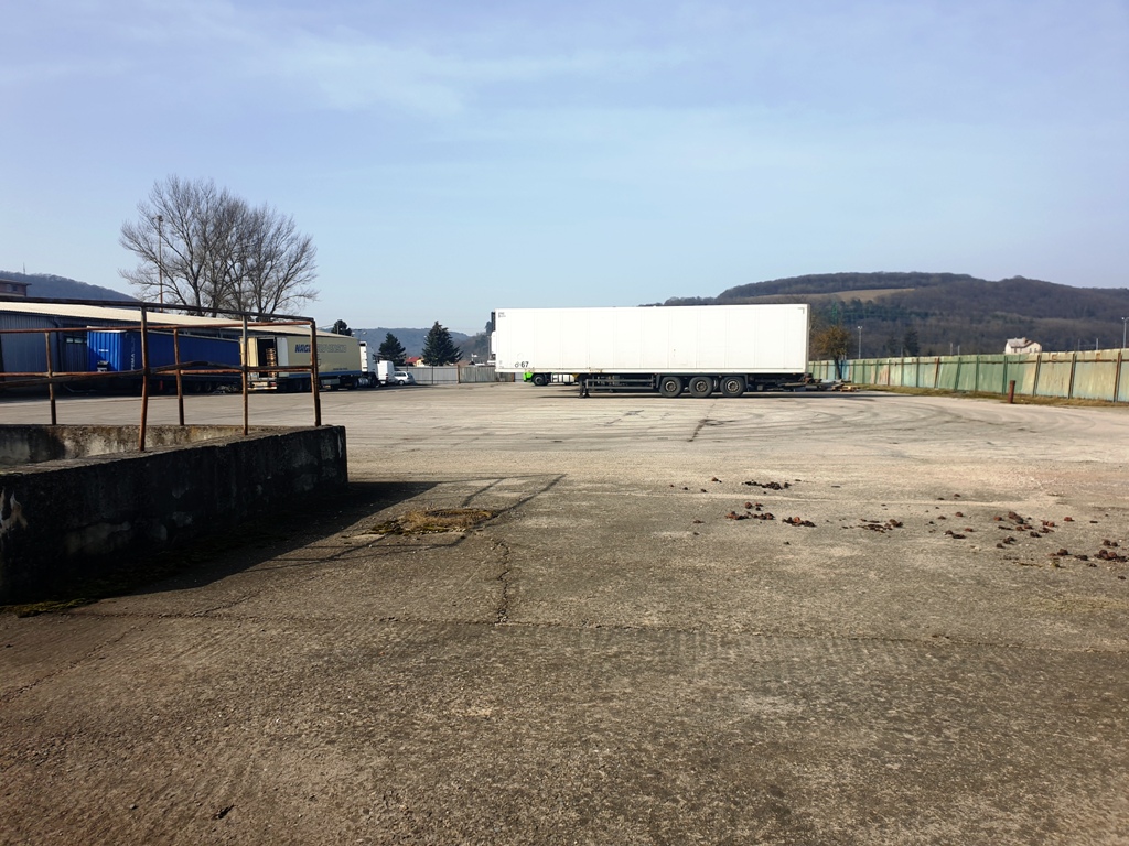 Na predaj areál 8700 m2 s halami 1510 m2 - Trenčianske Bohuslavice — foto 13