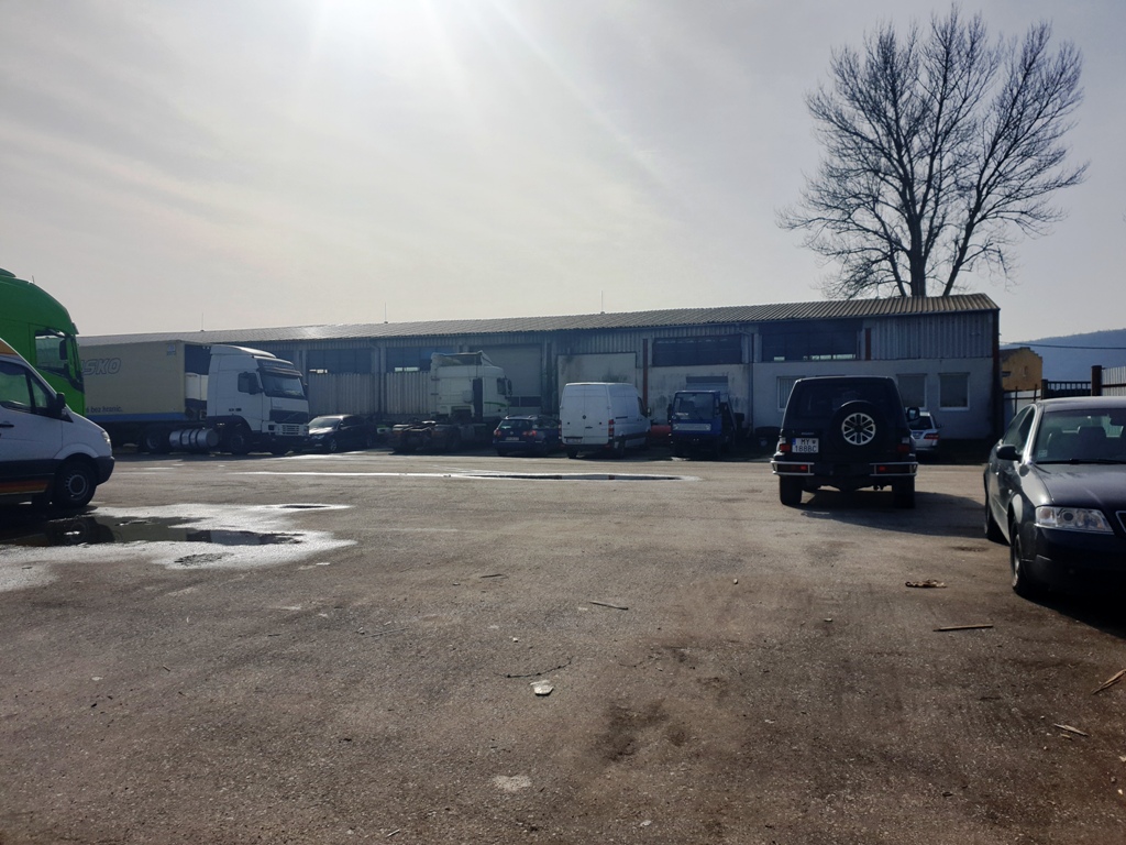 Na predaj areál 8700 m2 s halami 1510 m2 - Trenčianske Bohuslavice — foto 15