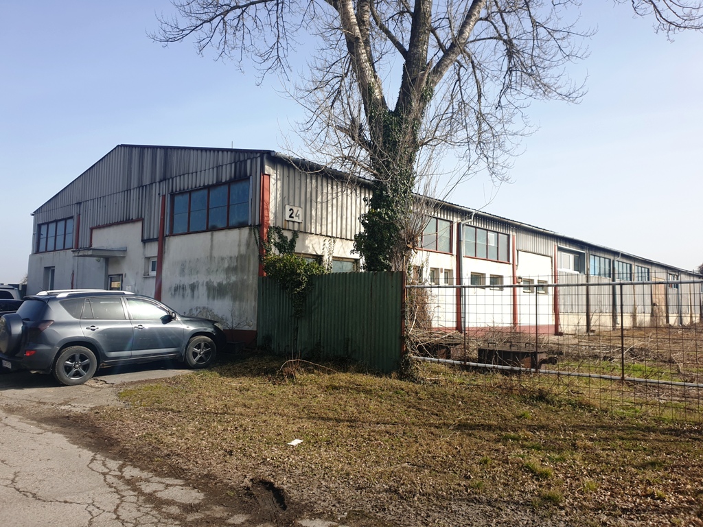Na predaj areál 8700 m2 s halami 1510 m2 - Trenčianske Bohuslavice — foto 21