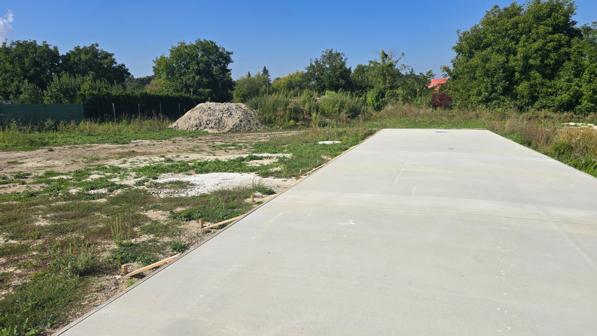 STAVEBNÝ POZEMOK 561 M² BOROVCE *VIDEO* /ELEKTRINA, VODA, KANALIZÁCIA/ — foto 12