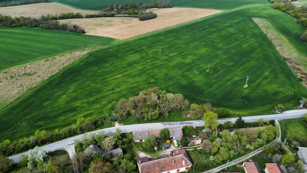 Stavebný pozemok 656 m² Prašník – Grnča | Pokoj vidieka — foto 3